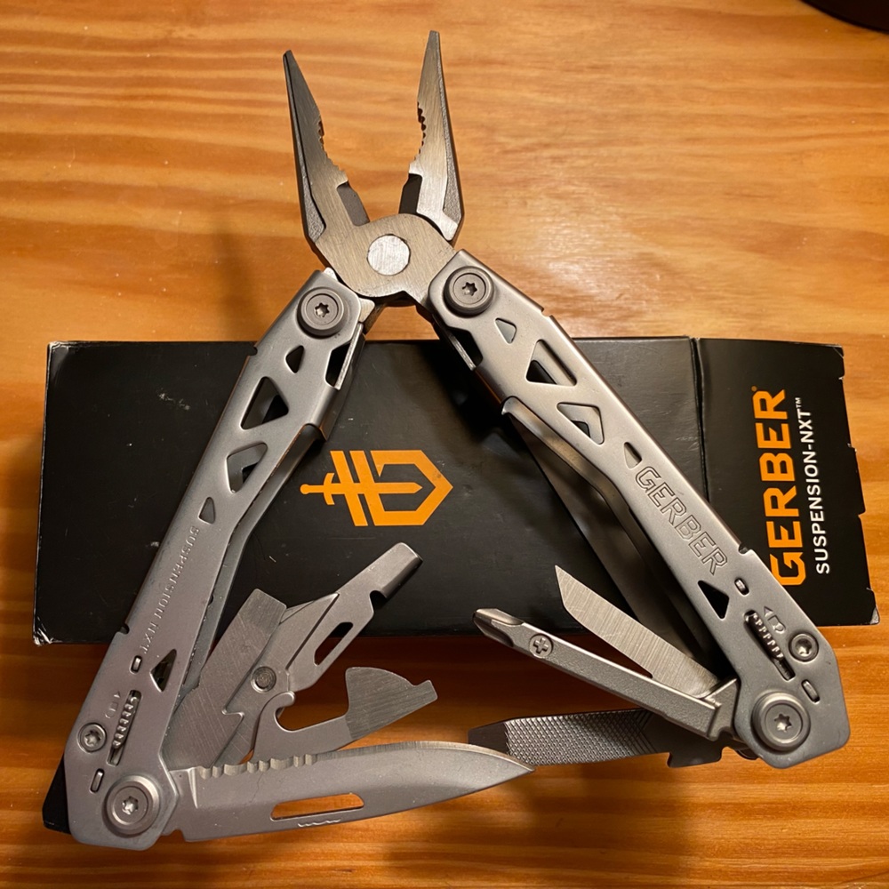 Gerber EDC Set - Suspension NXT Multi-tool and EAB Lite Pocket Utility Knife